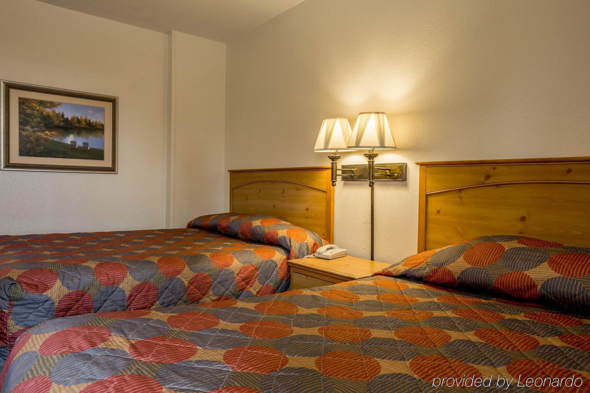 Rodeway Inn & Suites Near Outlet Mall - Asheville Exterior photo